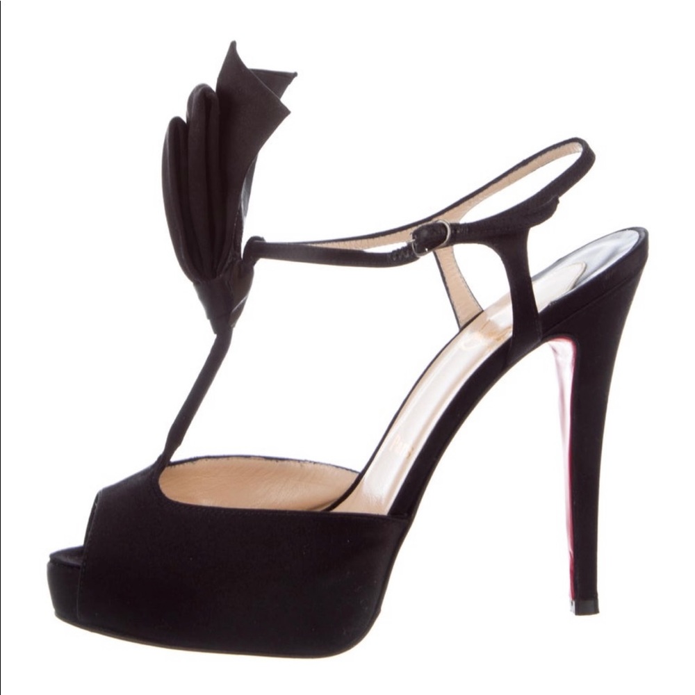 Ernesta 120 T-strap Sandals Size 7